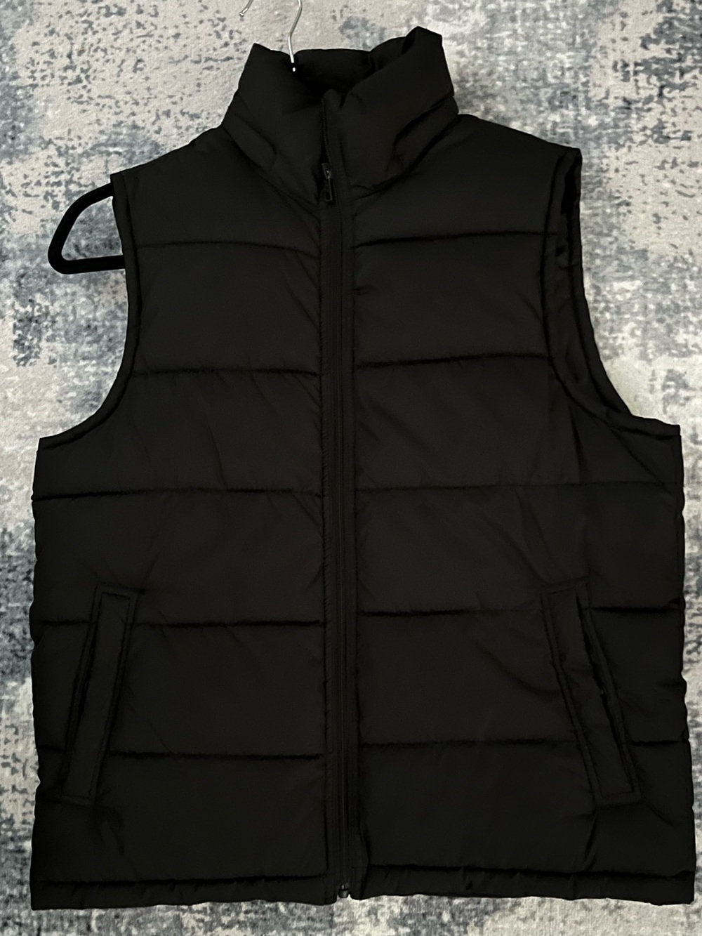 Men's GAP XS Classic Black Quilted Vest W/ snap closed pockets